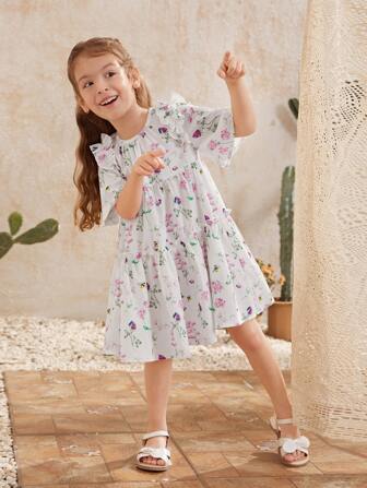 فستان سموك بطباعة زهر مقلم بهدب للبنات الصغار