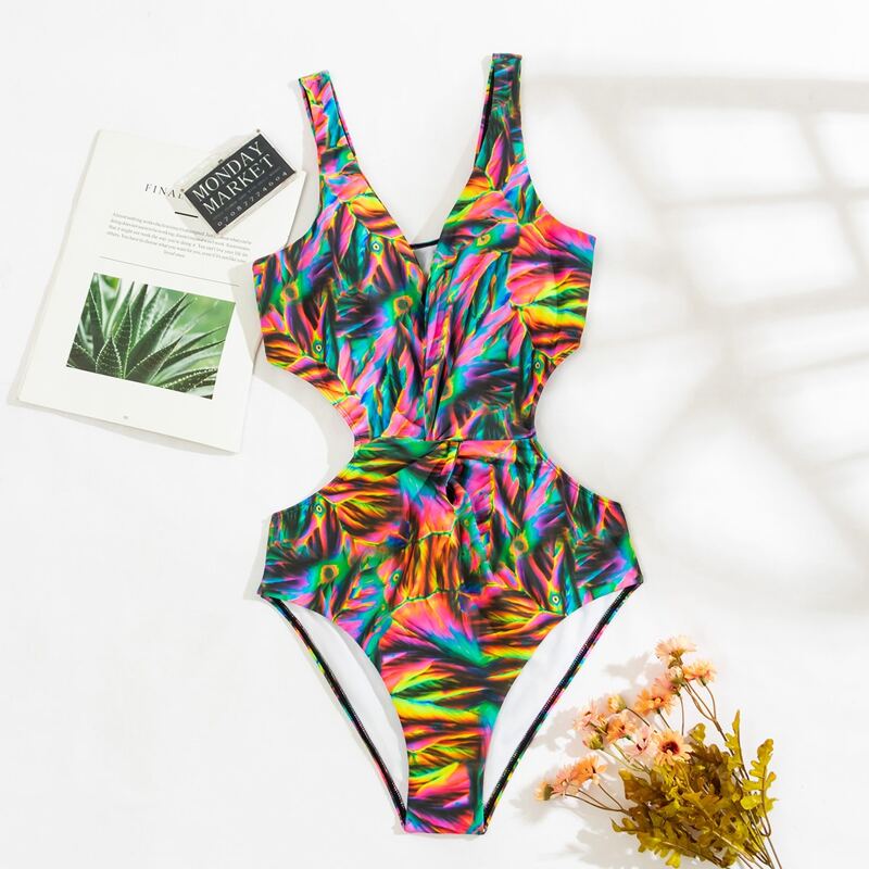 

Plunging Cut-out Waist One Piece Swimsuit, Multicolor