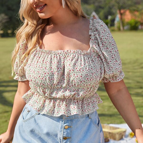 

Plus Square Neck Ditsy Floral Crop Milkmaid Blouse, Multicolor