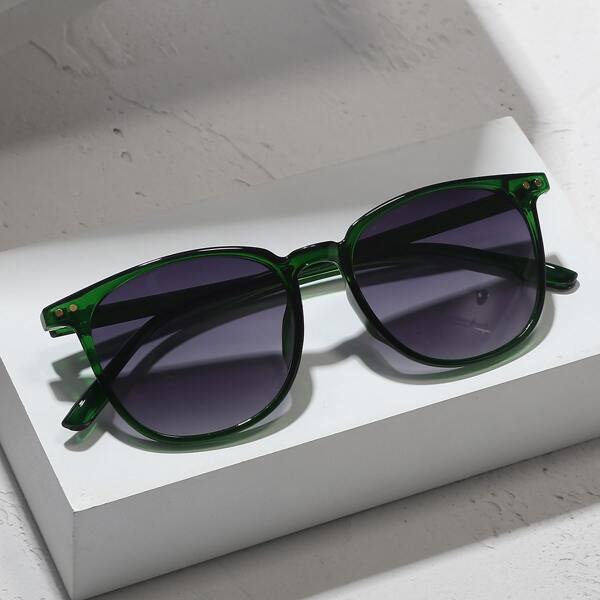

Studded Decor Flat Lens Sunglasses