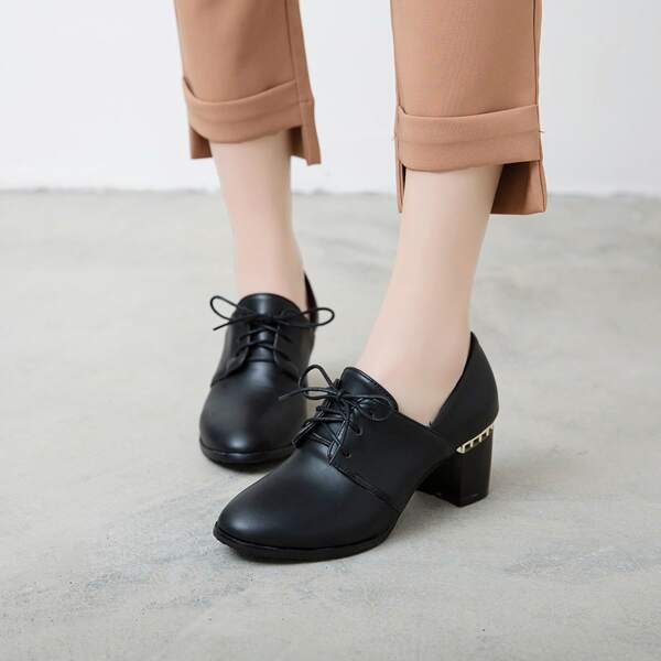 

Lace Up Front Mid Heeled Oxford Pumps, Black