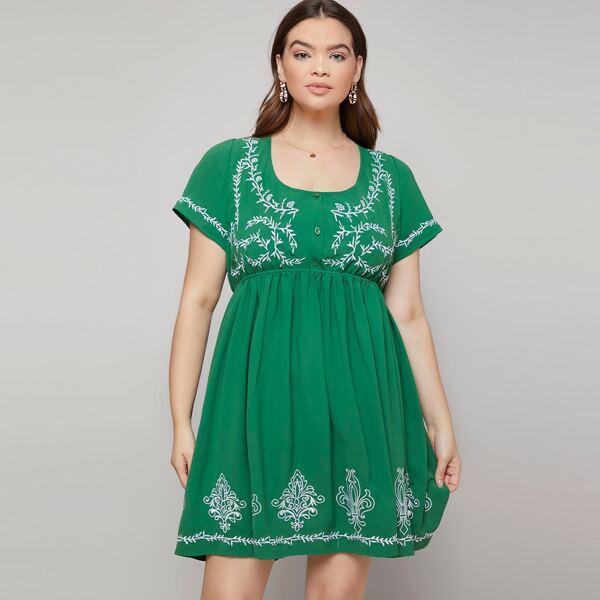 

Plus Button Front Graphic Embroidered Dress, Green