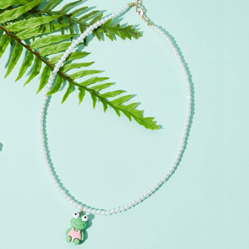 

Frog Charm Faux Pearl Necklace, Green
