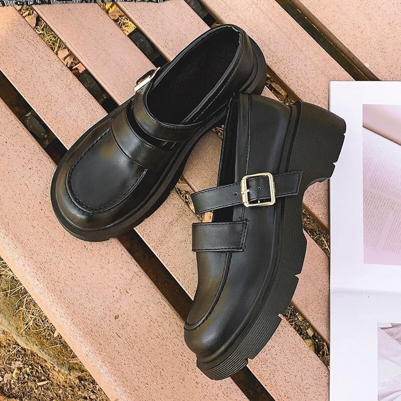 Chunky Heeled Mary Jane Pumps, Black