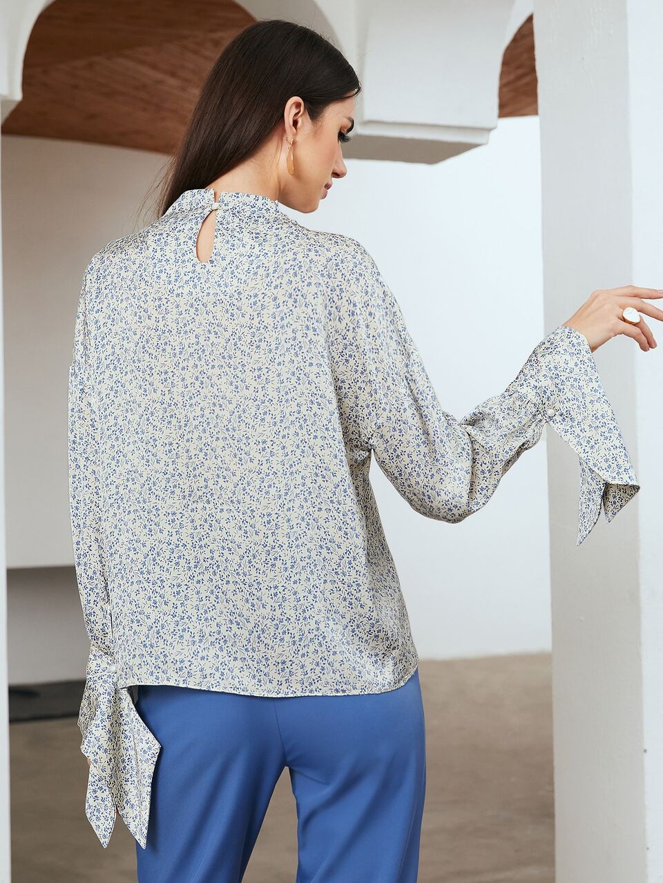 Allover Plants Print Mock Neck Satin Top