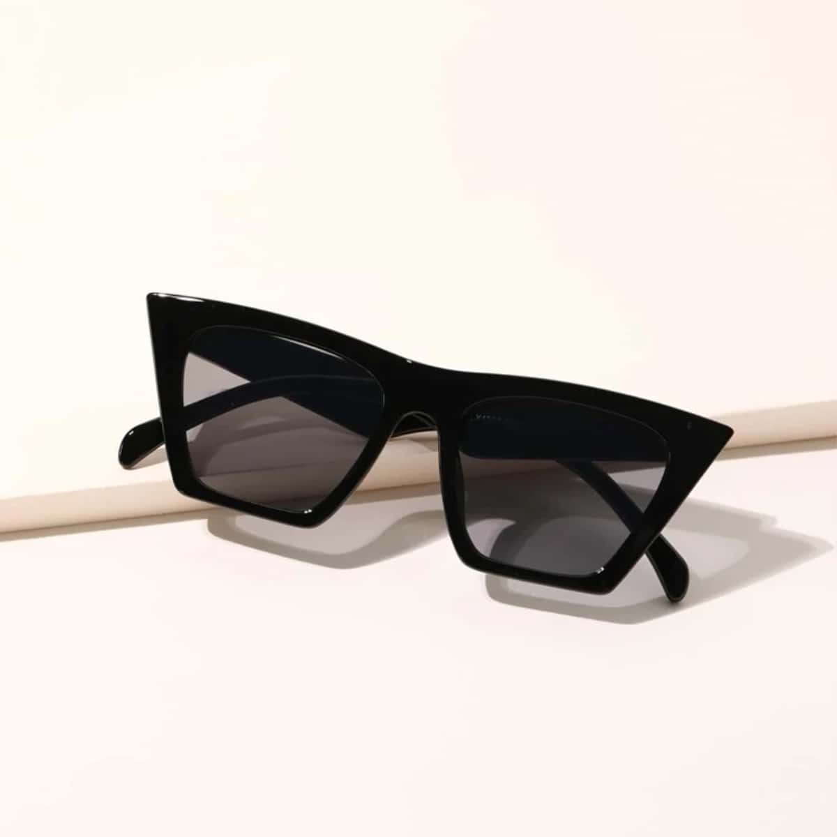

Cat Eye Sunglasses