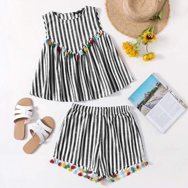 

Tassel Trim Striped Top & Shorts Set, Black and white