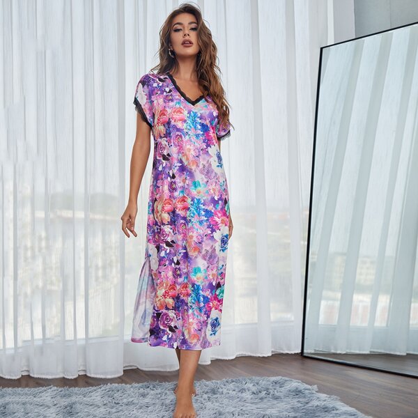 

All Over Floral Print Split Hem Contrast Lace Night Dress, Multicolor