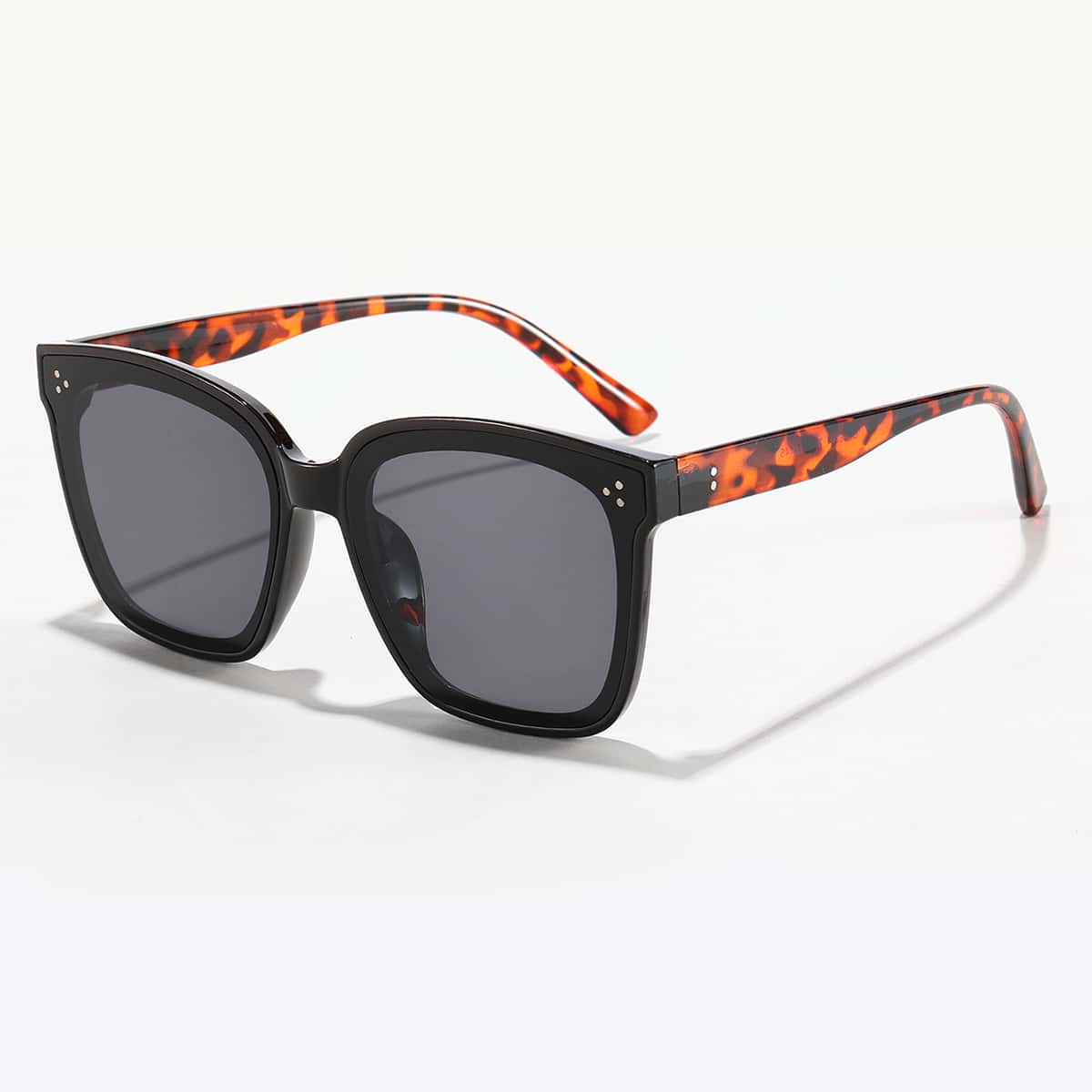 

Square Frame Sunglasses