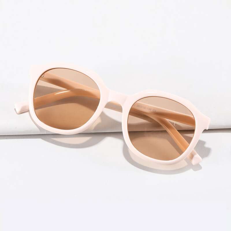 

Round Frame Sunglasses