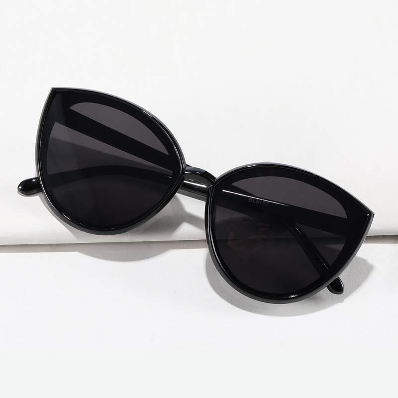 

Cat Eye Sunglasses