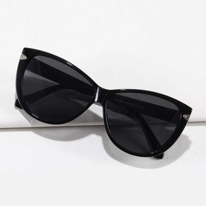 

Cat Eye Sunglasses
