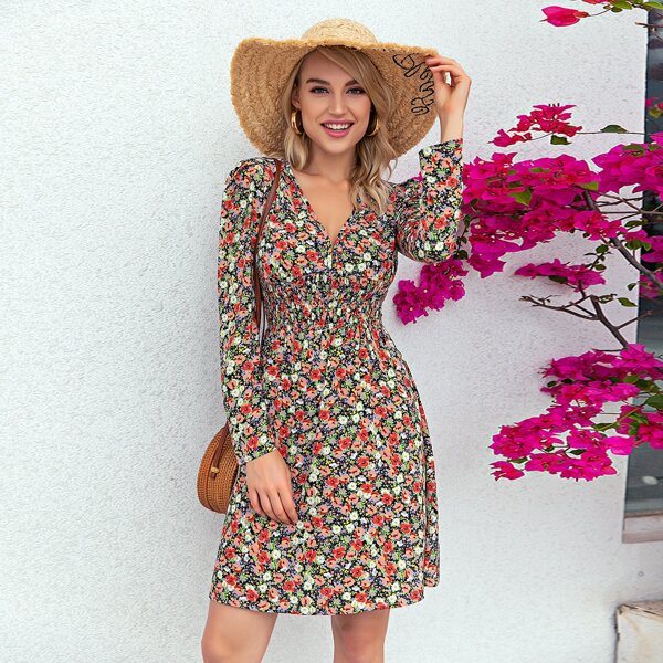 

Ditsy Floral V Neck Shirred Dress, Multicolor