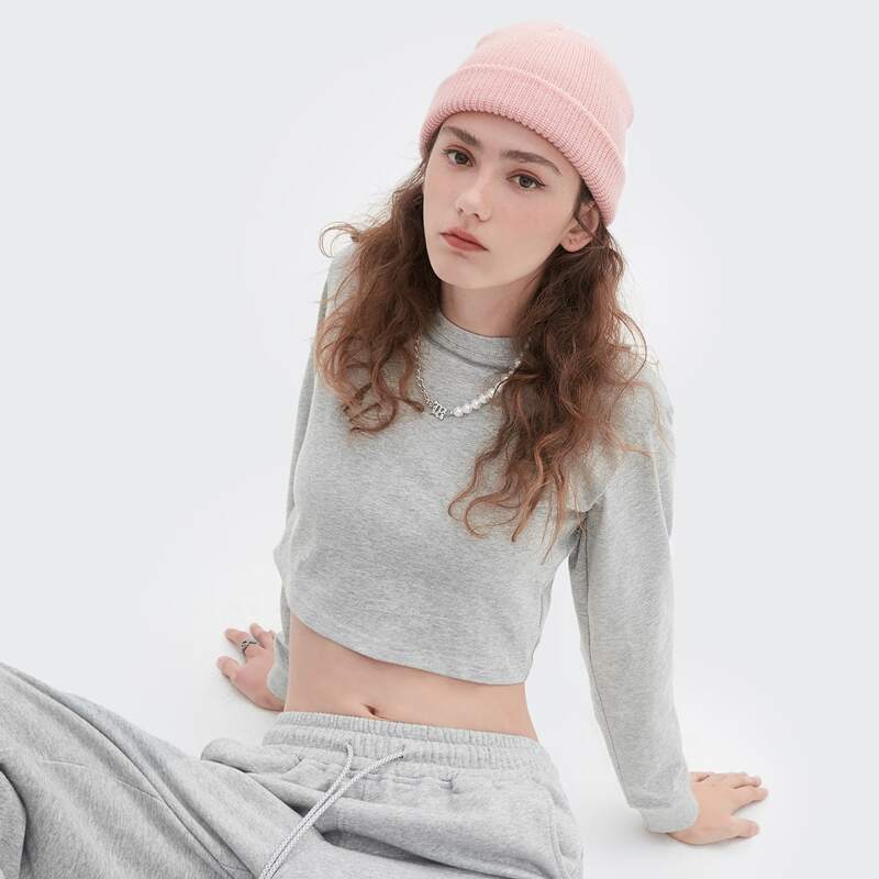 Round Neck Solid Crop Pullover, Light grey