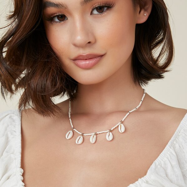 

Puka Shell Beaded Necklace, Beige