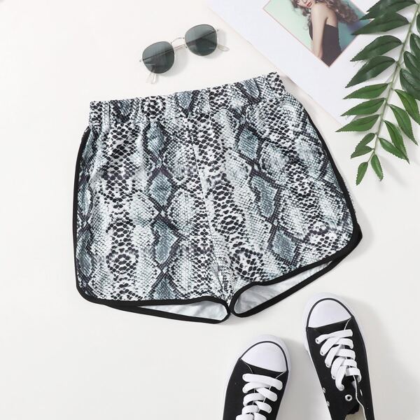 

Snakeskin Pattern Contrast Binding Shorts, Multicolor