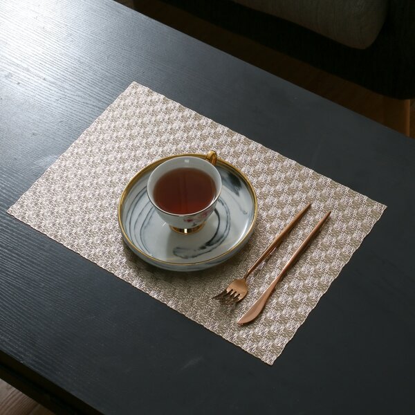 

1pc Plaid Pattern Metallic Placemat, Gold
