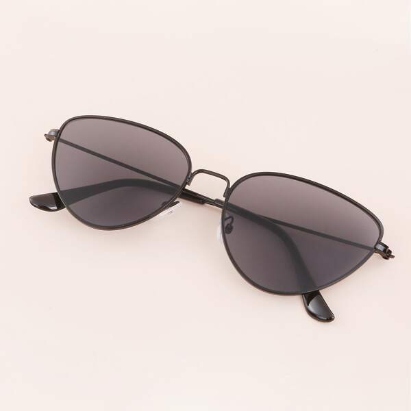 

Metal Frame Sunglasses