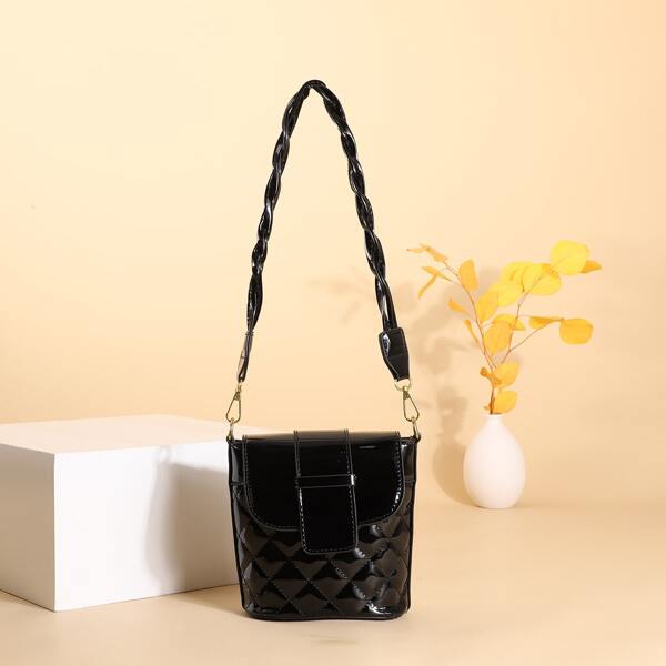 

Quilted Bucket Bag, Black