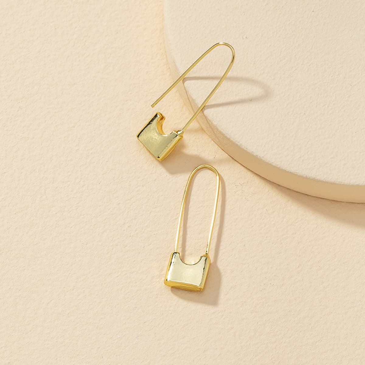

Lock Design Drop Earrings, Gold