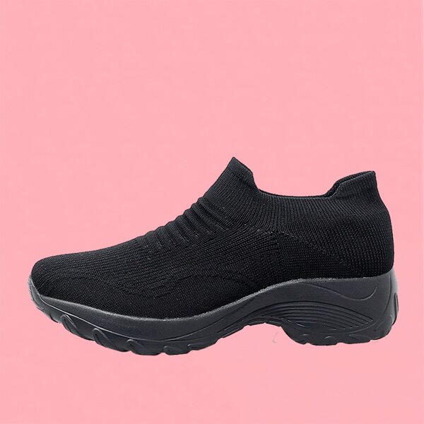 

Minimalist Knit Chunky Sneakers, Black