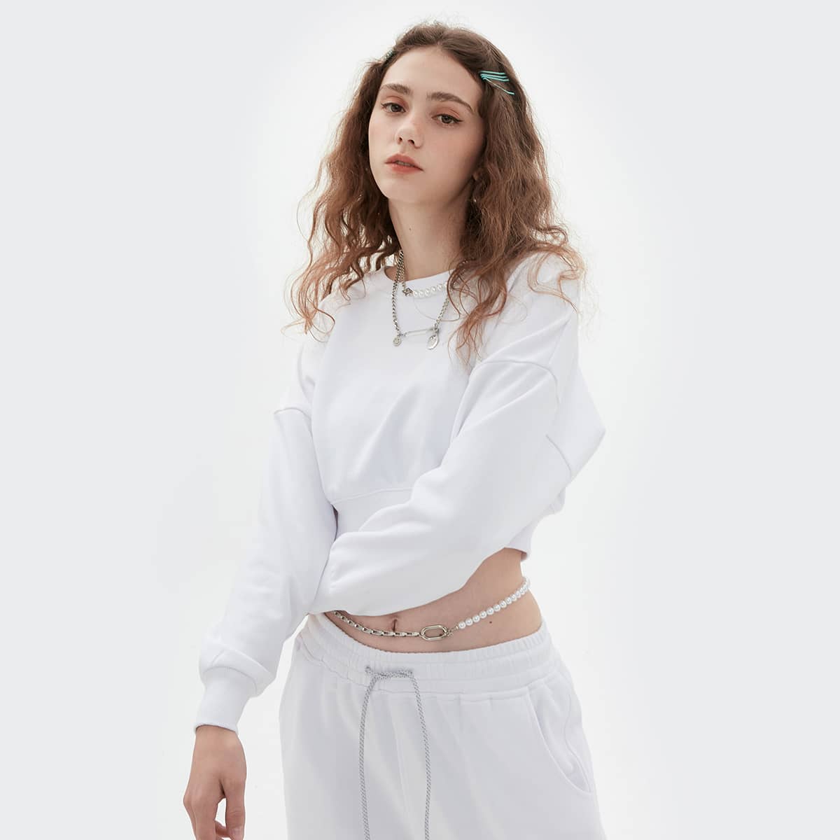 

Drop Shoulder Solid Crop Pullover, White
