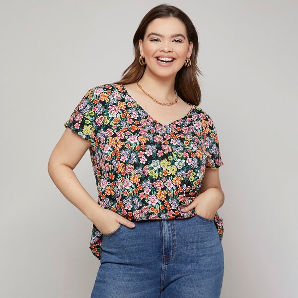 

Plus Allover Floral Top, Multicolor