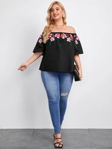 SHEIN Plus Floral Off Shoulder Top - Black - View 4