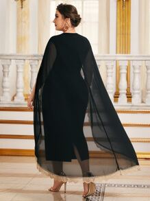 Modelyn Plus Applique Detail Split Hem Cape Dress - Black - View 3