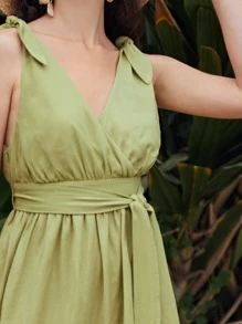 SHEIN 雙V領結飾肩開衩腰帶洋裝 - 青檸色 - 查看 4