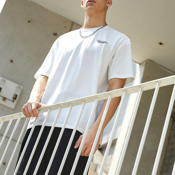 

Men Letter Graphic Top & Shorts Set, Black and white