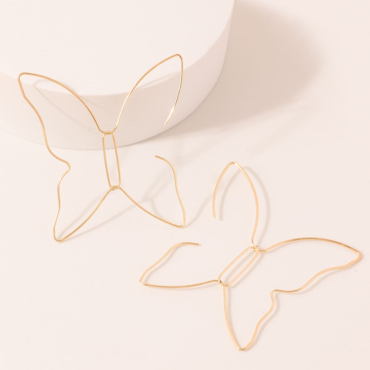 

1pair Butterfly Design Earrings, Gold