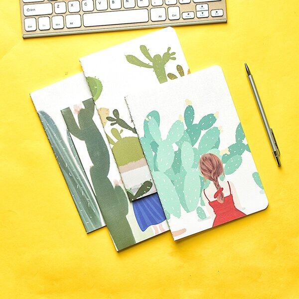 

1pc Cartoon Graphic Random Notebook, Multicolor