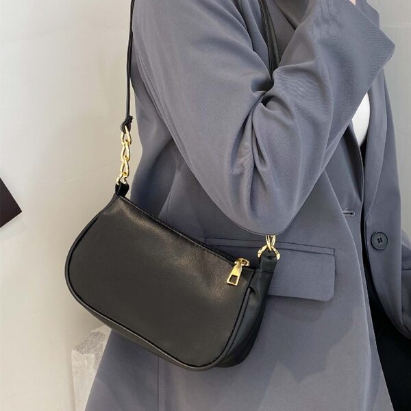 

Minimalist Shoulder Bag, Black