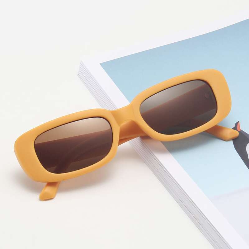 

Square Frame Tinted Lens Sunglasses