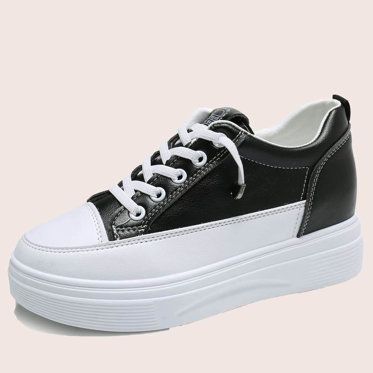 

Lace-up Flatform Sneakers, Black and white