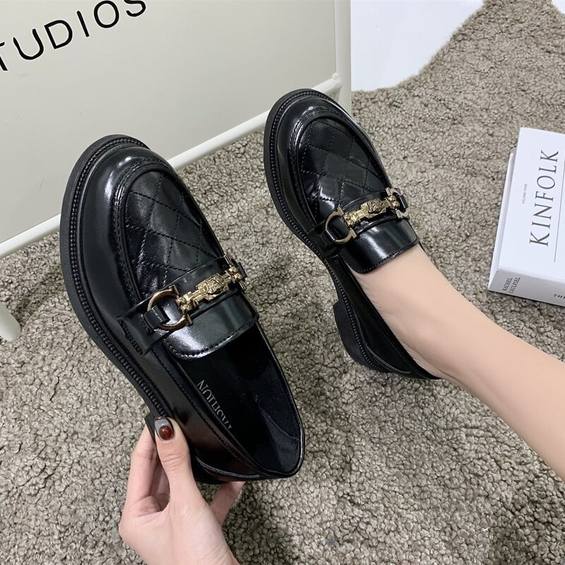 

Wide Fit Quilted Loafers, Black