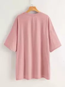 Mulvari 落肩側開衩弧形下擺標語圖案上衣 - 藕粉色 - 查看 2