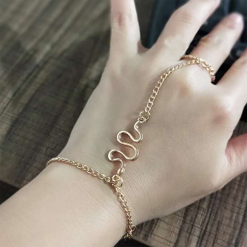 

Ring Linked Chain Bracelet, Gold