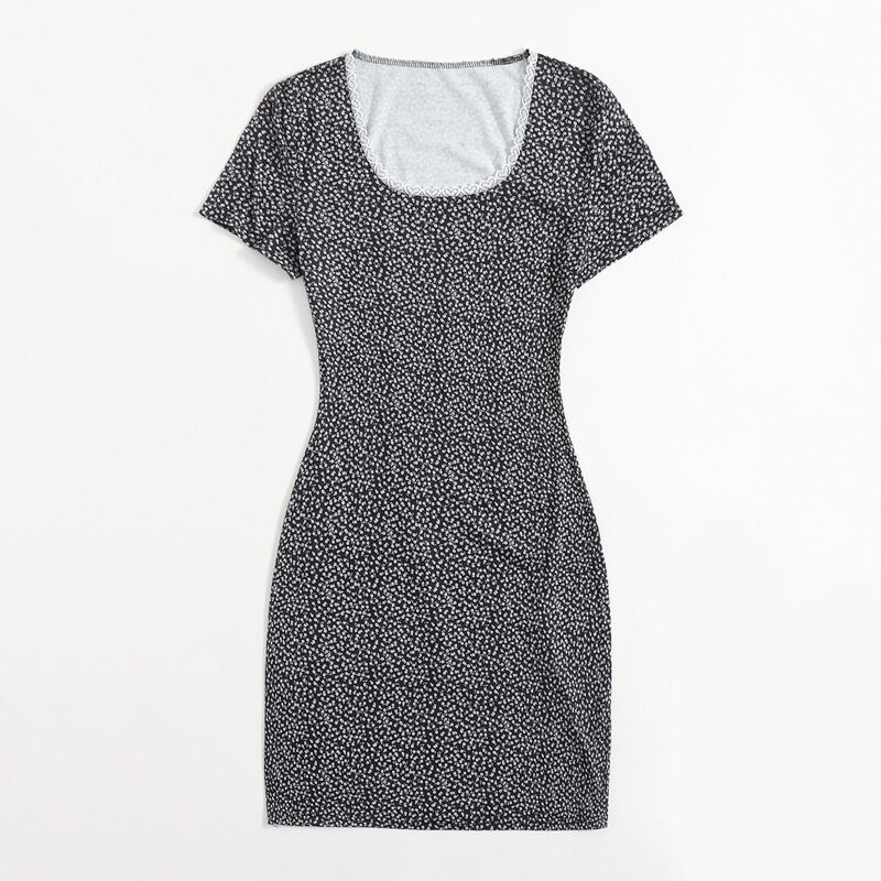 

Ditsy Flower Contrast Lace Dress, Black and white