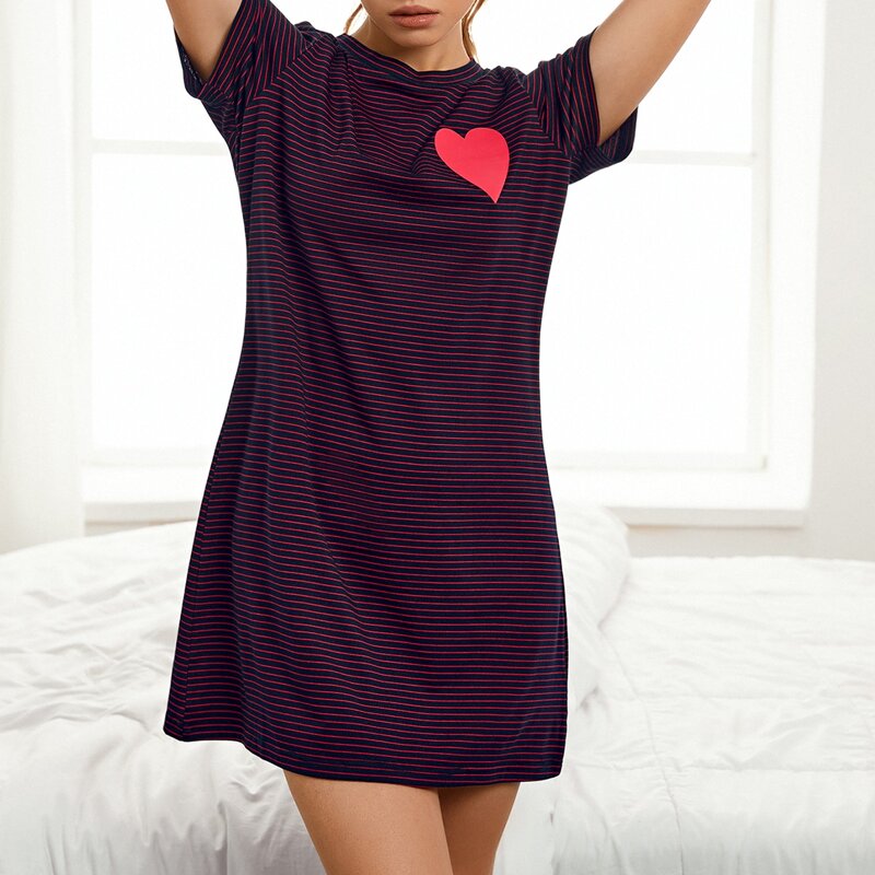 

Heart Print Stripe Nightdress, Multicolor