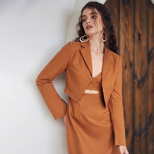 

Notched Collar Crop Blazer, Rust brown