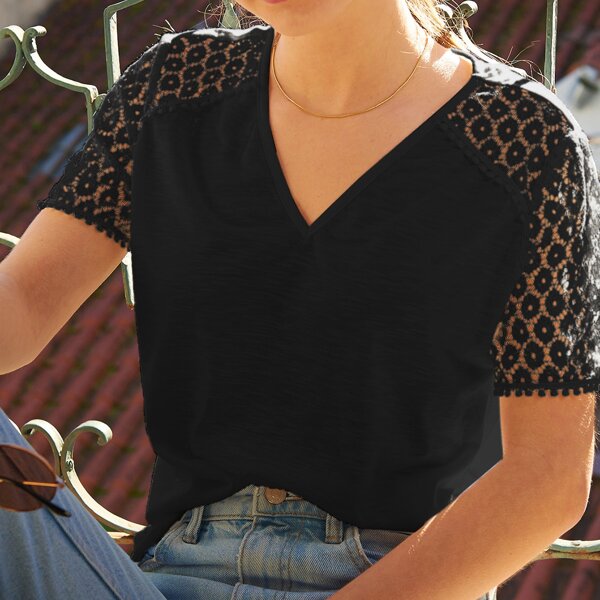 

Contrast Lace Sleeve Solid Tee, Black