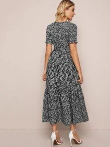 SHEIN VCAY 小碎花花卉荷葉邊下擺連衣裙 - 黑與白 - 查看 2