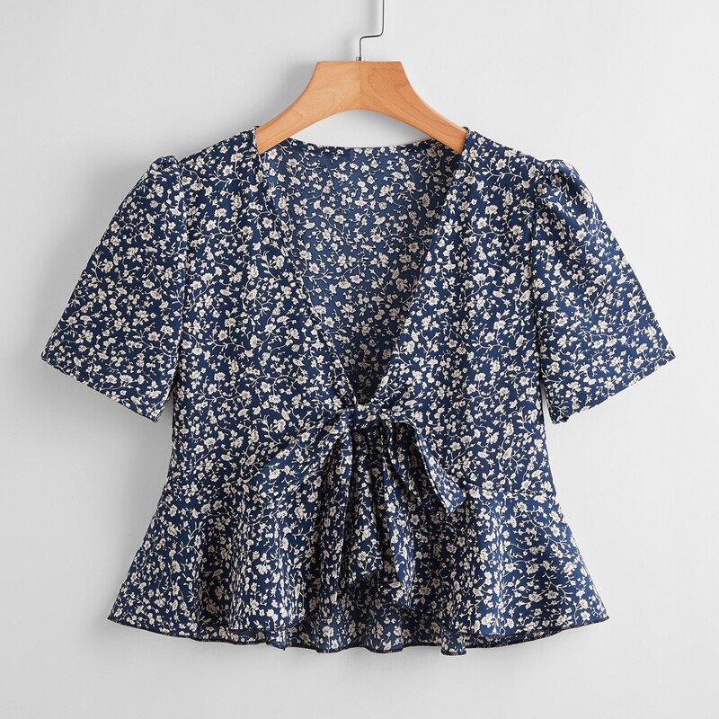 

Ditsy Flower Tie Front Crop Top, Navy blue
