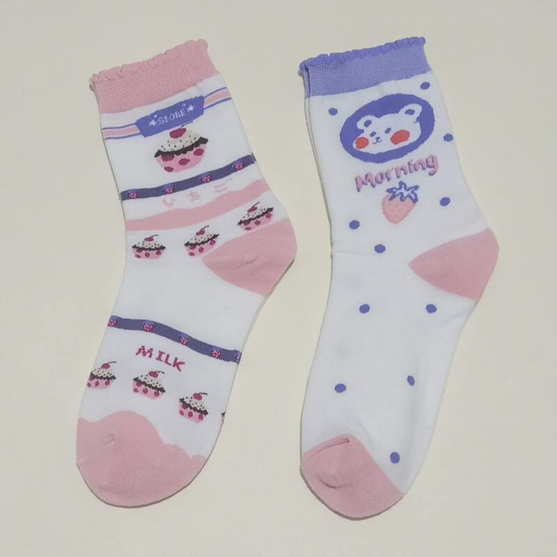 

2pairs Cartoon Crew Socks, Multicolor