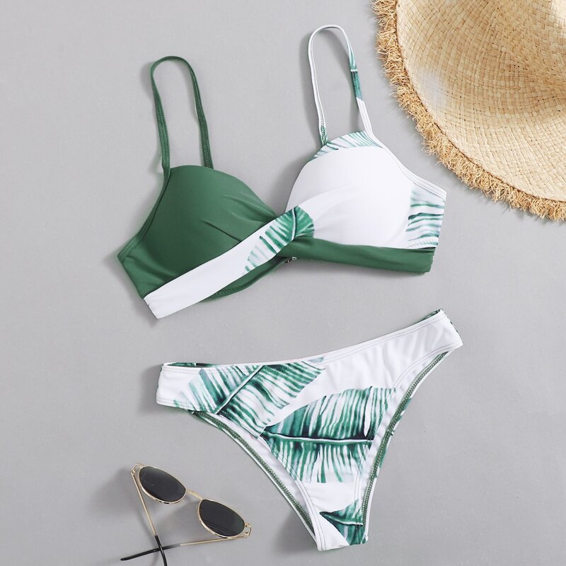 

Tropical Print Bikini Swimsuit, Green