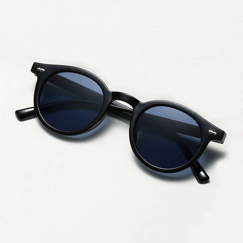 

Round Frame Sunglasses