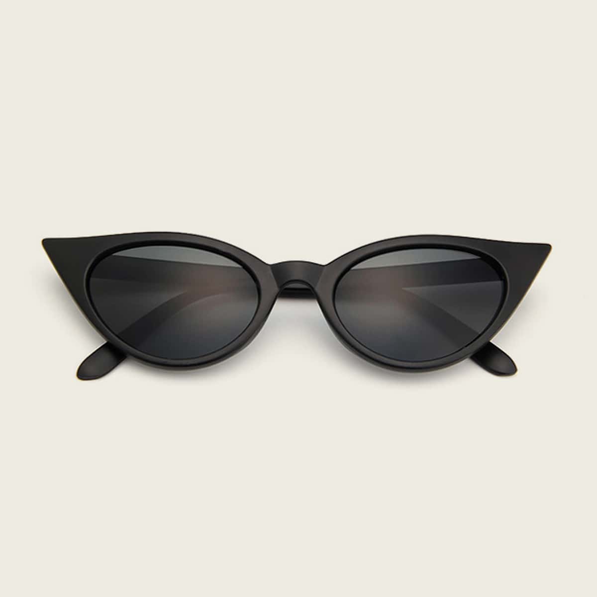

Cat Eye Sunglasses