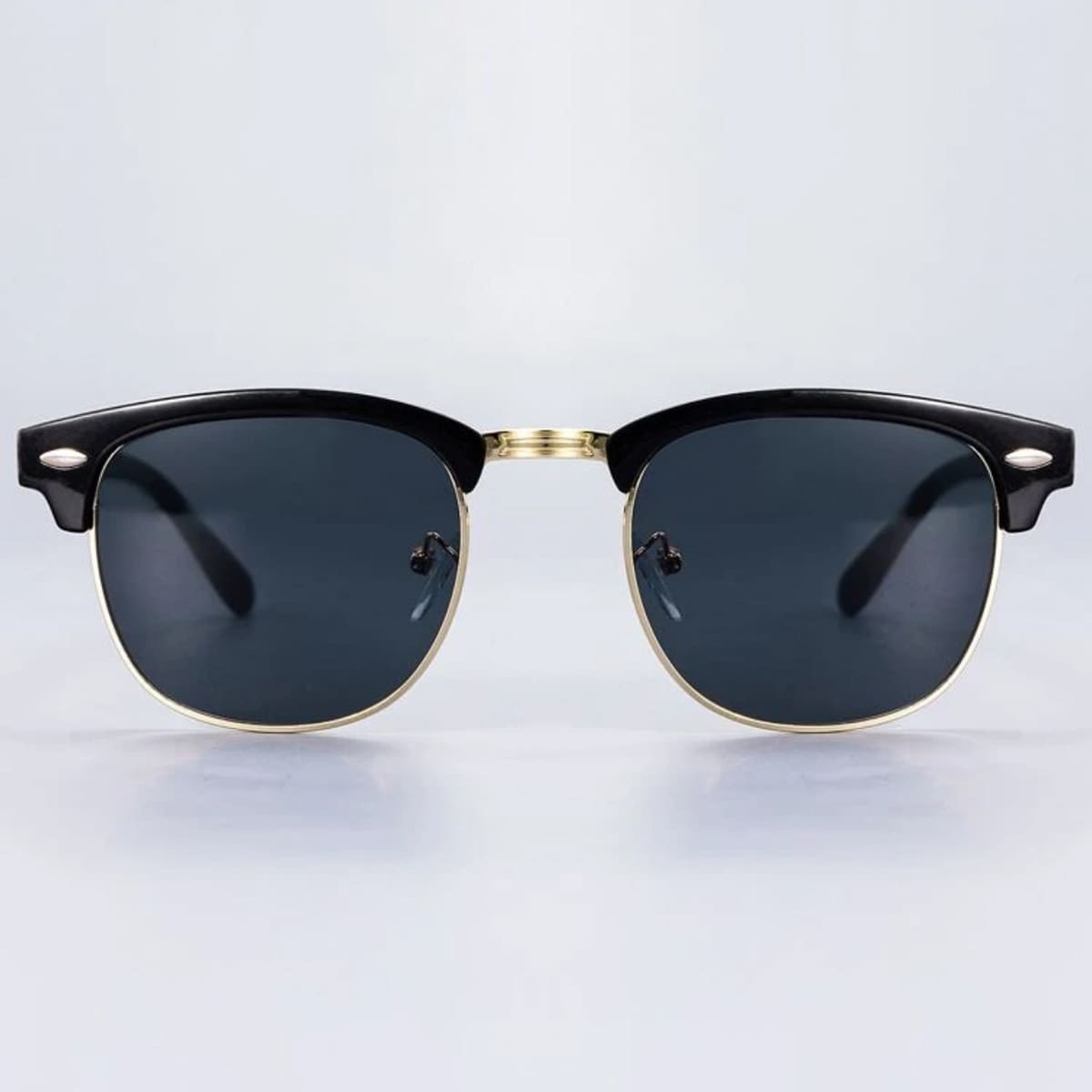 

Round Frame Sunglasses